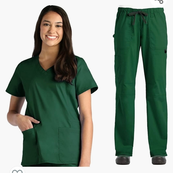 Maevn Scrub sets - Picture 5 of 15